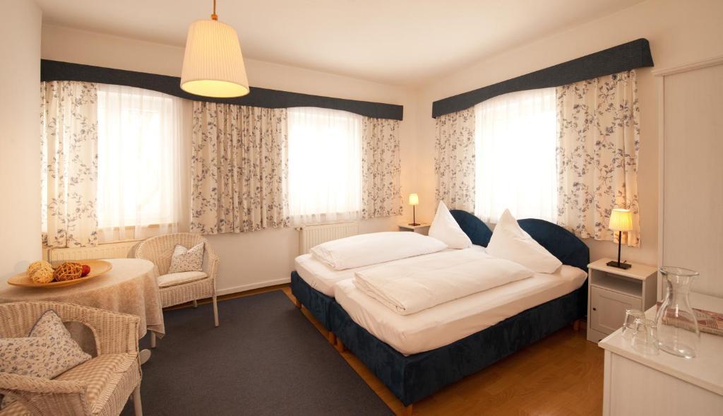 Gasthof Badl - Bed & Breakfast Hall in Tirol Quarto foto